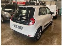 Gebraucht Renault Twingo Zen 60 kW (82 PS) 2021 Weiß Kleinwagen