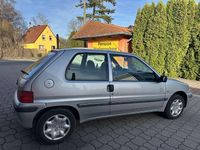 Gebraucht Peugeot 106 60 PS (44 kW) 2003 Silber Kleinwagen