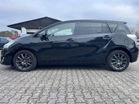 Gebraucht Toyota Verso Executive 177 PS (130 kW) 2013 Schwarz Van / Kleinbus