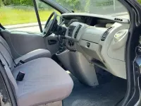 Używany Opel Vivaro 135 KM (99 kW) 2005 Czarny Minivan
