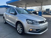 Gebraucht VW Polo LOUNGE 90 PS (66 kW) 2016 Silber Limousine