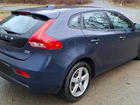 Gebraucht Volvo V40 You! 114 PS (83 kW) 2015 Blau Limousine
