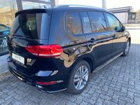 Gebraucht VW Touran Edition 150 PS (110 kW) 2025 Grenadillschwarz metallic Van / Kleinbus