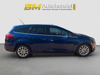 Gebraucht Ford Focus Titanium 125 PS (91 kW) 2016 Blau Kombi