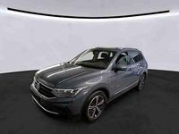 Gebraucht VW Tiguan Active 150 PS (110 kW) 2023 Grau SUV