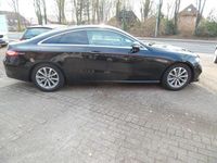 Gebraucht Mercedes E200 184 PS (135 kW) 2018 Obsidianschwarz Coupé