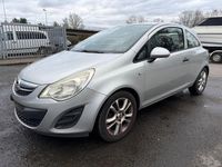 Gebraucht Opel Corsa Selection 69 PS (50 kW) 2012 Silber Kleinwagen