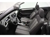 Gebraucht VW T-Roc Cabriolet Style 110 PS (80 kW) 2021 Rauchgrau metallic Cabrio
