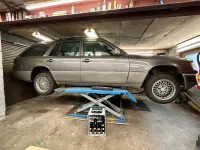 Gebraucht Mercedes E220 150 PS (110 kW) 1992 Grau Kombi