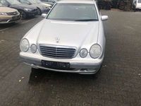 gebraucht Mercedes E240 Elegance