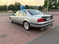 Gebraucht BMW 735 235 PS (172 kW) 1996 Silber Limousine