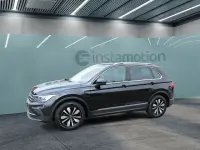 Gebraucht VW Tiguan Move 150 PS (110 kW) 2023 Schwarz SUV