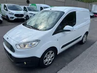 Gebraucht Ford Transit 95 PS (69 kW) 2018 Weiß Van