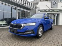 Gebraucht Skoda Octavia First Edition 150 PS (110 kW) 2022 Energy blau Kombi