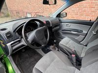 Używany Kia Picanto 64 KM (47 kW) 2004 Zielony Hatchback