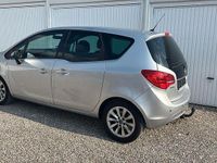 Gebraucht Opel Meriva 101 PS (74 kW) 2012 Silber Van / Kleinbus