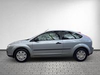 Gebraucht Ford Focus Trend 101 PS (74 kW) 2005 Silber Limousine