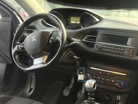 Gebraucht Peugeot 308 Access 110 PS (80 kW) 2018 Silber Limousine