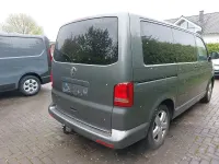 Gebraucht VW Multivan Highline 179 PS (131 kW) 2015 Grau Van / Kleinbus