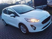 Gebraucht Ford Fiesta 101 PS (74 kW) 2020 Frostweiß Kleinwagen