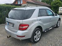 Gebraucht Mercedes ML450 306 PS (225 kW) 2009 Silber SUV