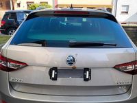 Gebraucht Skoda Superb 280 PS (205 kW) 2016 Gelb Kombi