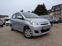 Gebraucht Daihatsu Cuore 58 PS (42 kW) 2008 Silber grau Kleinwagen