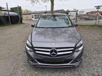 Gebraucht Mercedes B180 Style 122 PS (89 kW) 2015 Grau Van / Kleinbus
