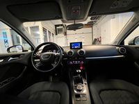 Gebraucht Audi A3 110 PS (80 kW) 2014 Weiß Limousine