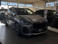 Gebraucht BMW 220 Active Tourer M Sport 150 PS (110 kW) 2026 Skyscraper grau metallic Van / Kleinbus