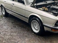 Gebraucht BMW 525 127 PS (93 kW) 1986 Limousine