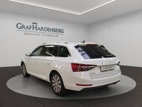 Gebraucht Skoda Superb Style 150 PS (110 kW) 2022 Weiß Kombi