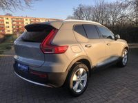 Gebraucht Volvo XC40 Core 163 PS (119 kW) 2025 Grau SUV