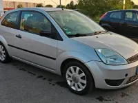 Gebraucht Ford Fiesta 107 PS (78 kW) 2004 Silber Kleinwagen
