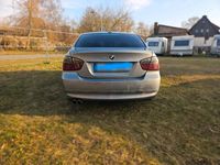 Gebraucht BMW 325 218 PS (160 kW) 2005 Blau Limousine
