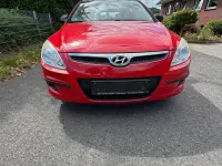 Gebraucht Hyundai i30 109 PS (80 kW) 2008 Rot Kleinwagen