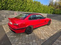 Gebraucht BMW 325 192 PS (141 kW) 1993 Rot Coupé
