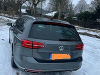 Gebraucht VW Passat 239 PS (175 kW) 2015 Grau Kombi
