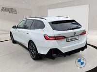 Gebraucht BMW i5 M Sport 250 kW (340 PS) 2025 Weiß Kombi