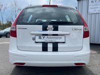 Gebraucht Hyundai i30 109 PS (80 kW) 2012 Weiß Kombi