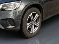 Gebraucht Mercedes GLC220 194 PS (142 kW) 2022 Grau SUV