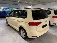 Gebraucht VW Touran 110 PS (80 kW) 2018 Gelb Van / Kleinbus