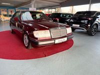 Gebraucht Mercedes 230 132 PS (97 kW) 1989 Rot Coupé