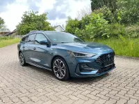 Gebraucht Ford Focus ST-Line X 155 PS (114 kW) 2025 Chrome blau (metallic) Kombi