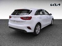 Gebraucht Kia Ceed Vision 140 PS (102 kW) 2025 Weiß Kleinwagen