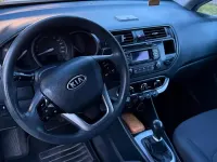 Gebraucht Kia Rio 75 PS (55 kW) 2013 Weiß Kleinwagen