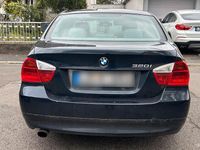 Gebraucht BMW 320 150 PS (110 kW) 2005 Blau Limousine