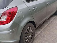 Używany Opel Corsa Edition 69 KM (50 kW) 2010 Srebrny Hatchback