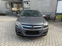 gebraucht Opel Astra 1.8 Sport/1.Hand/wenig km !!