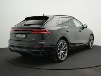 Gebraucht Audi Q8 S-Line 286 PS (210 kW) 2023 Mythosschwarz metallic SUV